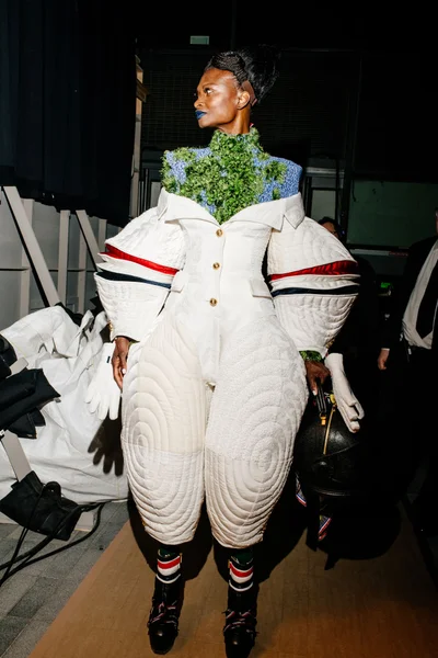 Look 248